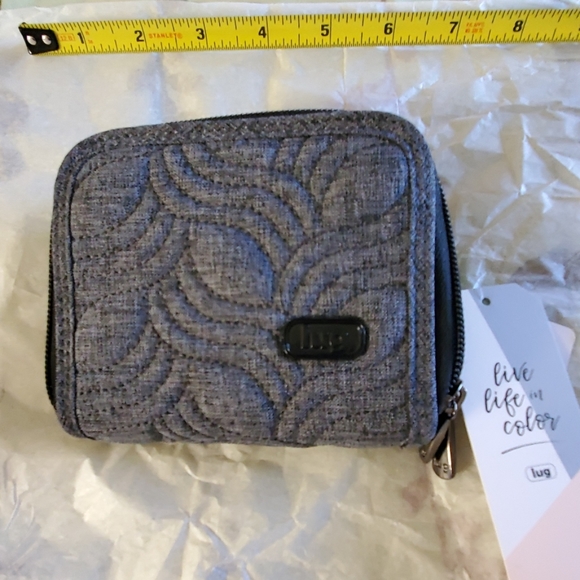 lug splits wallet